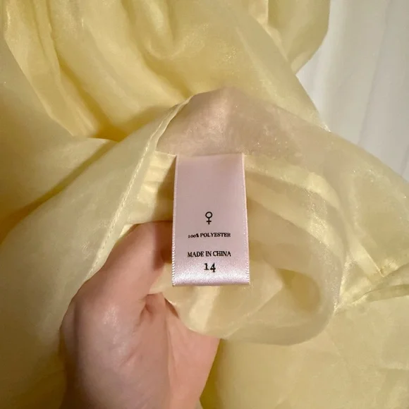 Selkie the baby banana puff dress - Picture 4 of 6